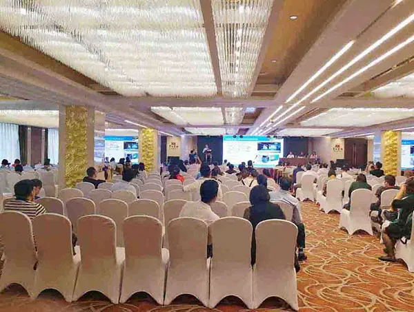 Satellite symposium live interaction