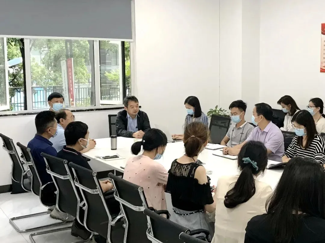 Group leadership visits to express condolences